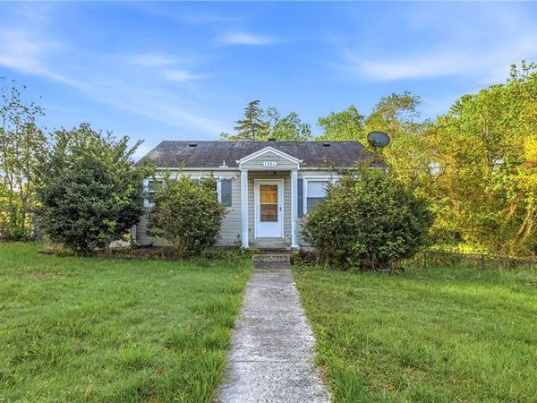 1701 J Avenue , Greensboro, NC 27403