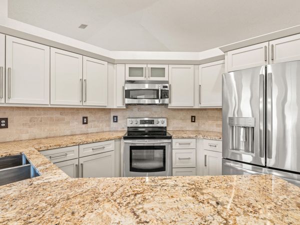 833 Heron Road, Weston, FL 33326