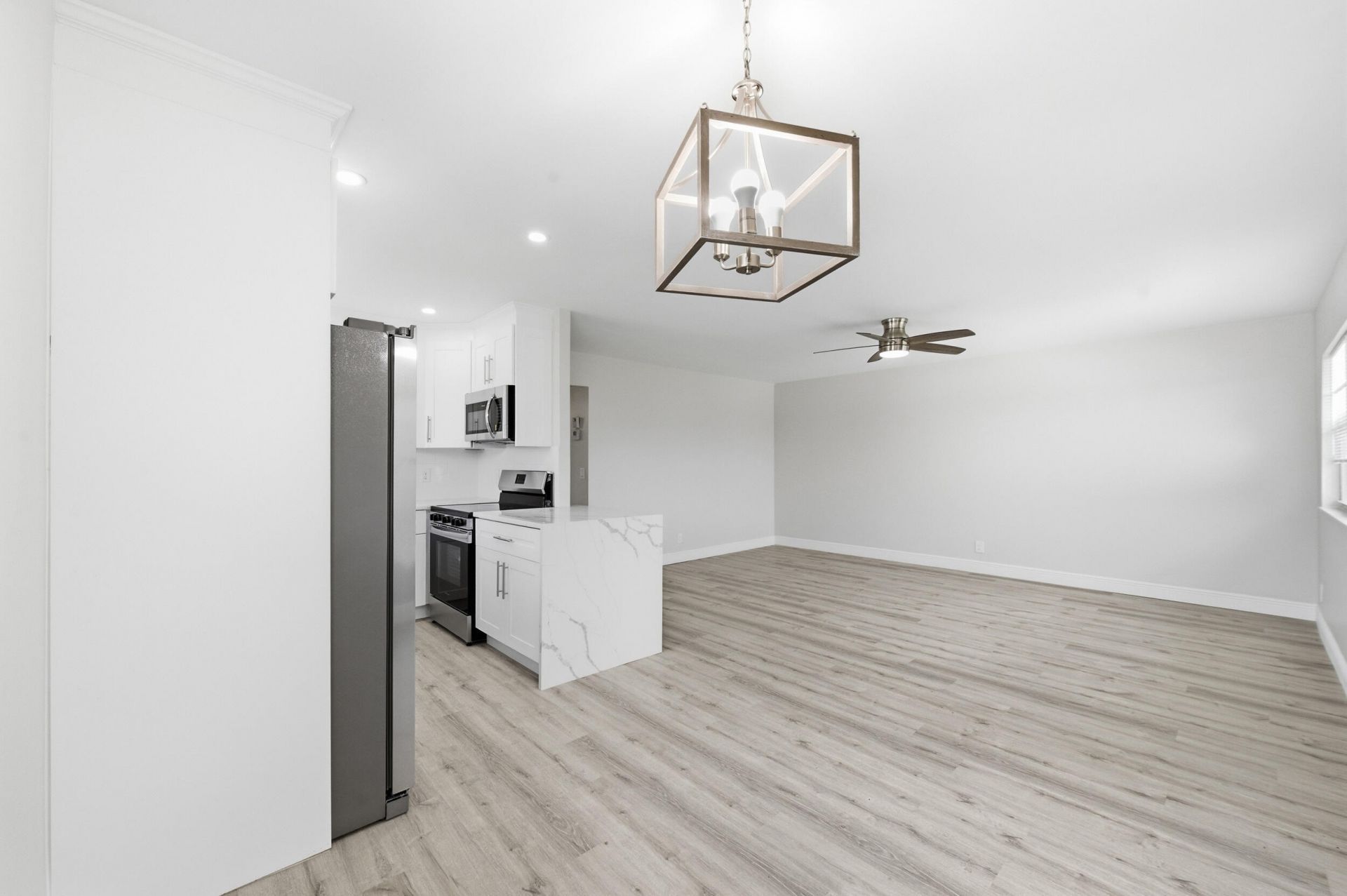 284 Flanders F, Delray Beach, FL 33484 Photo