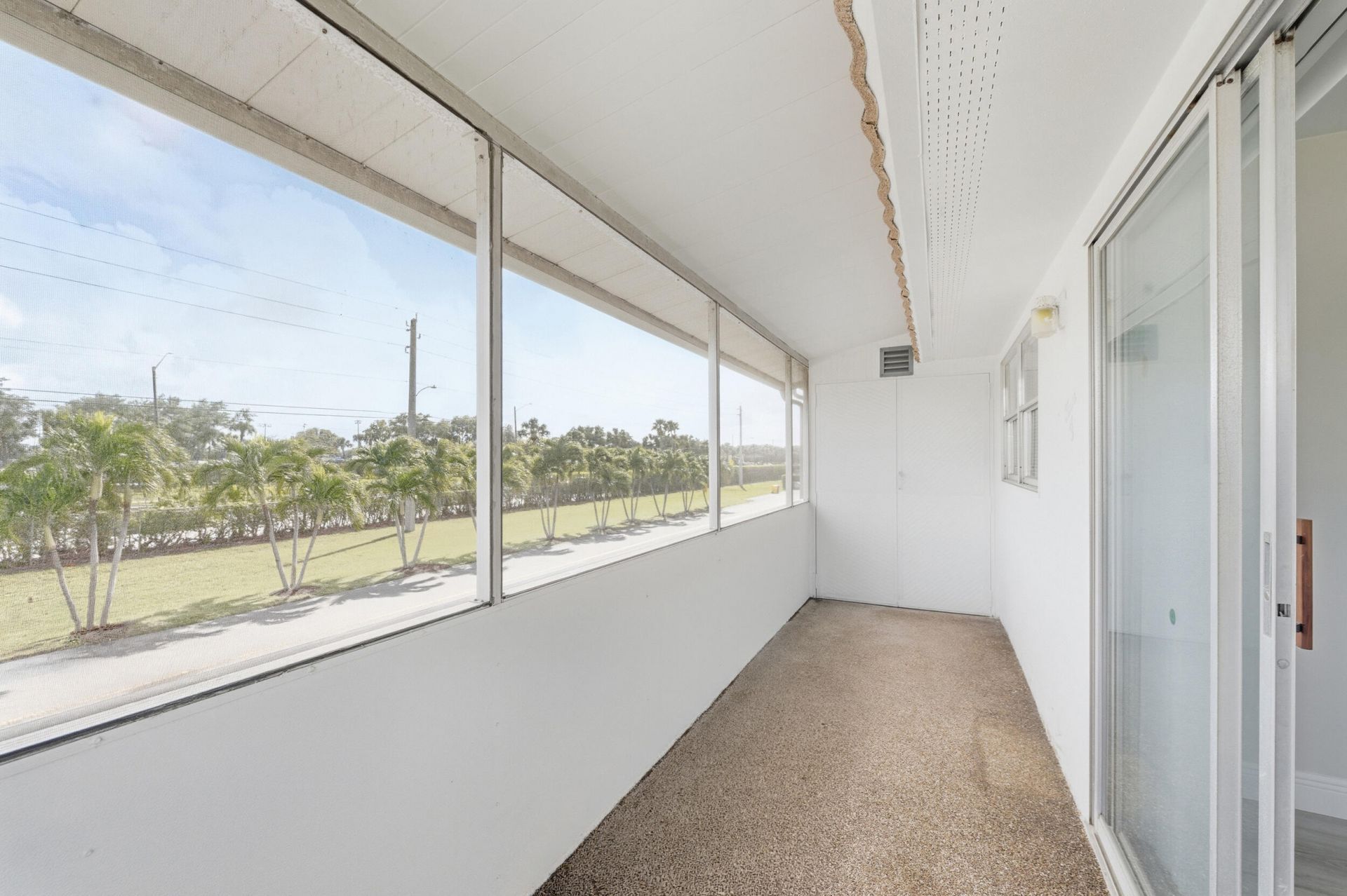 284 Flanders F, Delray Beach, FL 33484 Photo