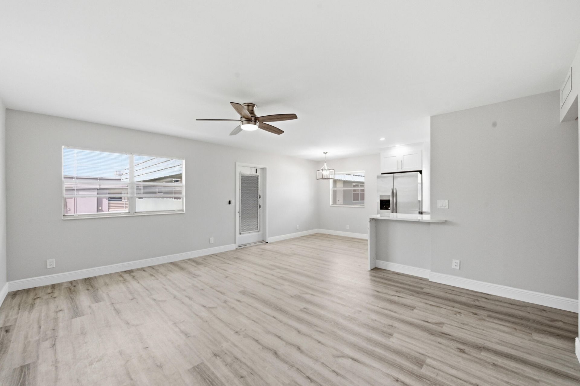 284 Flanders F, Delray Beach, FL 33484 Photo