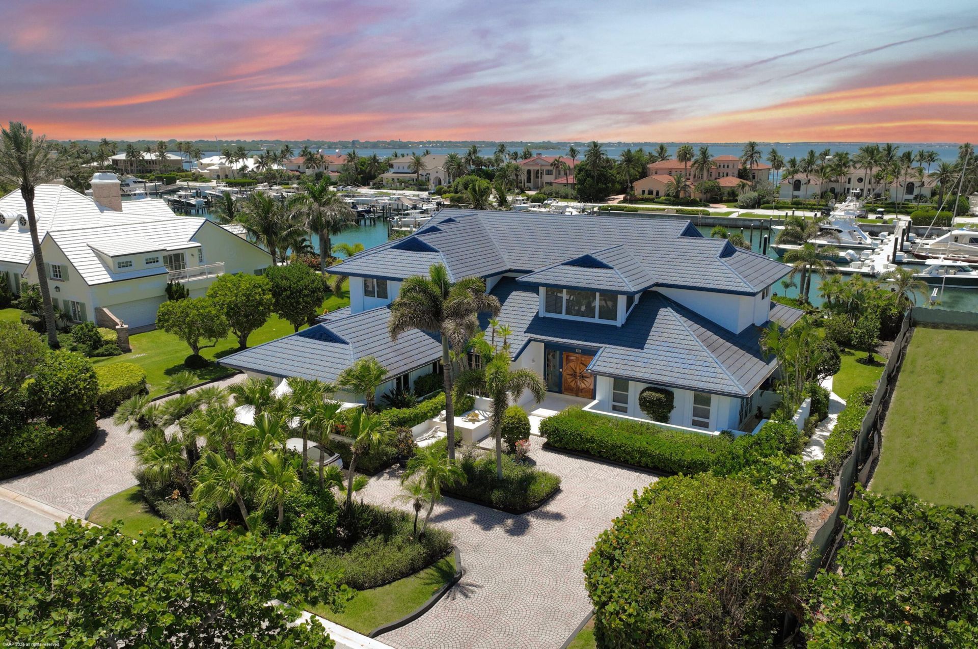 6819 SE South Marina Way, Stuart, FL 34996 Photo