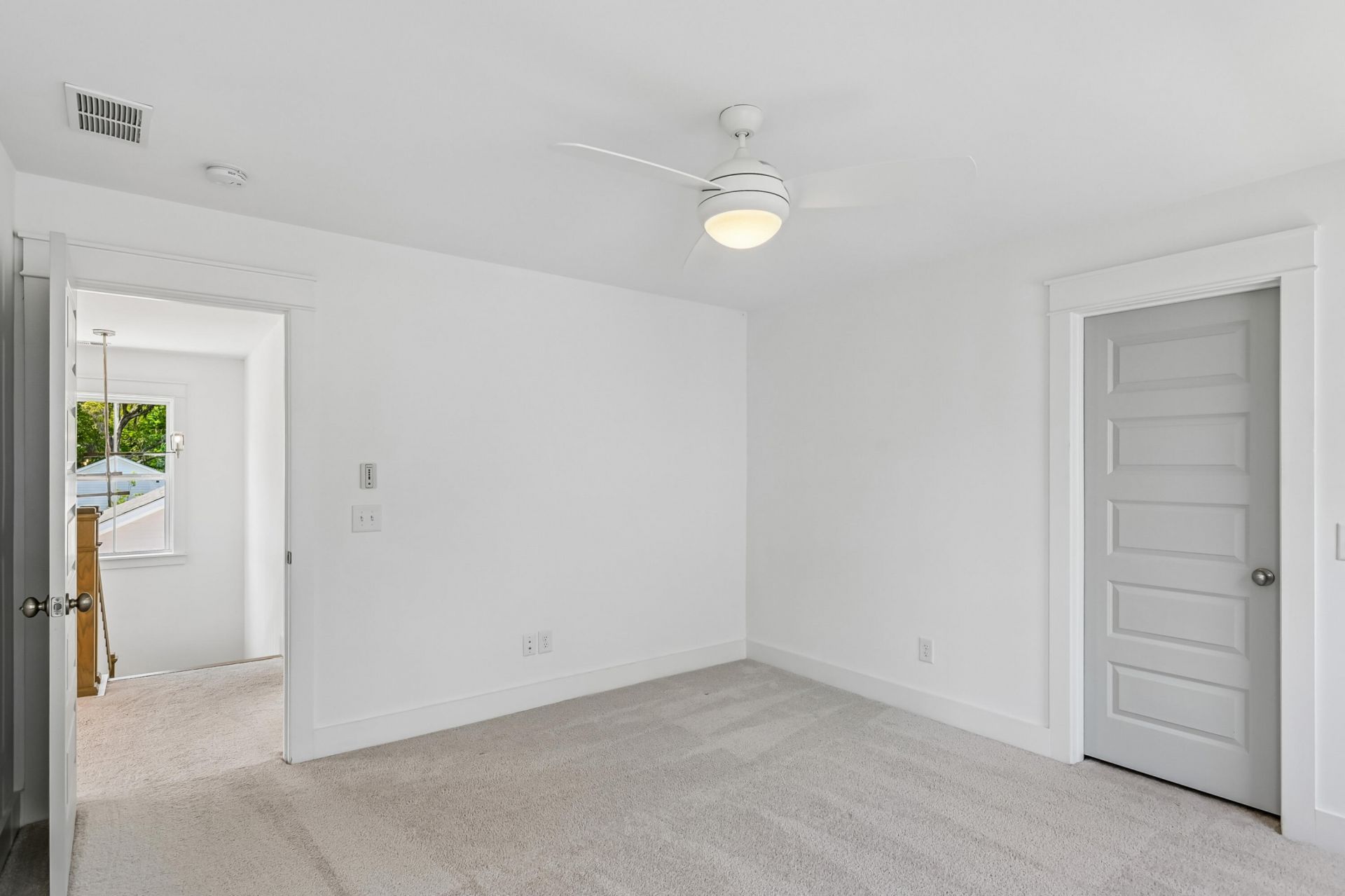 2014 Blue Bayou Boulevard Photo 32