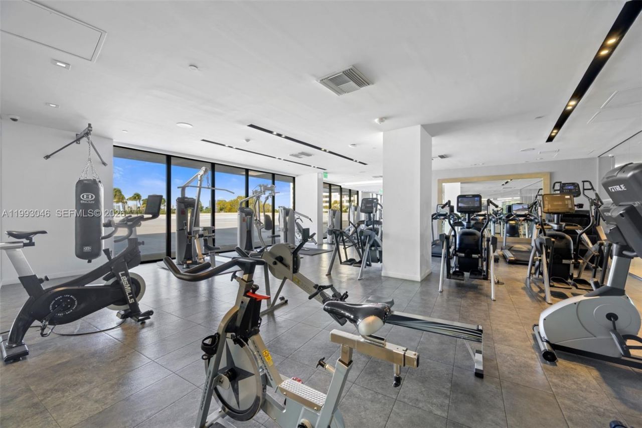 9 Island Ave, Unit 810, Miami Beach, FL 33139 Photo