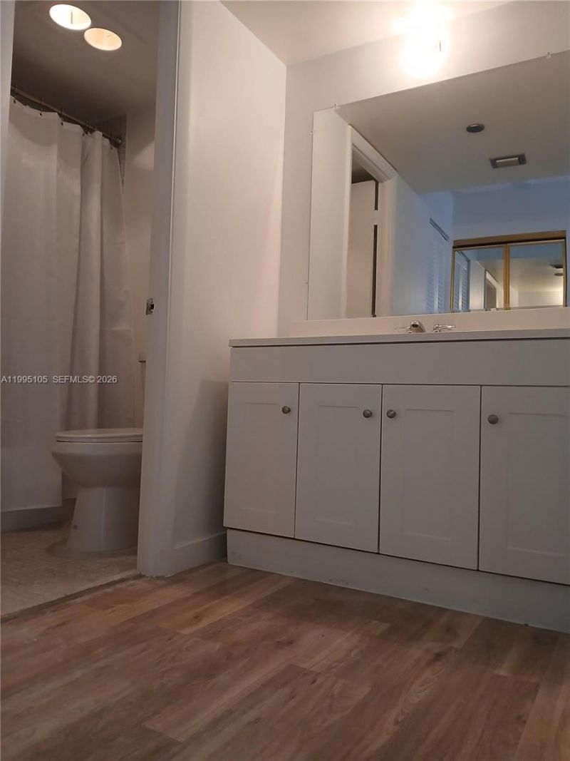 1300 Saint Charles Pl, Unit 222, Pembroke Pines, FL 33026 Photo