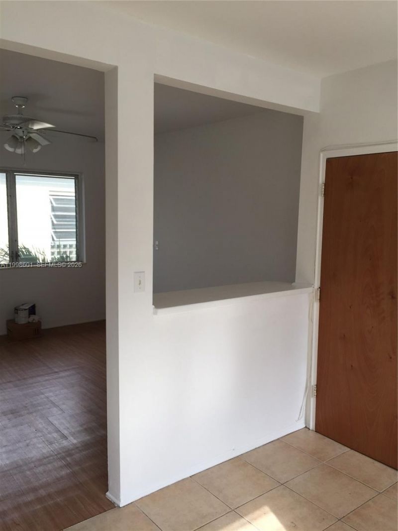 4740 Pine Tree Dr, Unit 26, Miami Beach, FL 33140 Photo