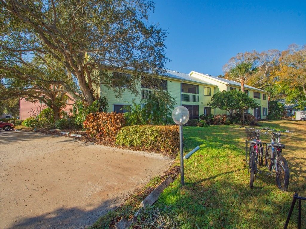 5790 Marina Drive, Unit 2, Sebastian, FL 32958 Photo