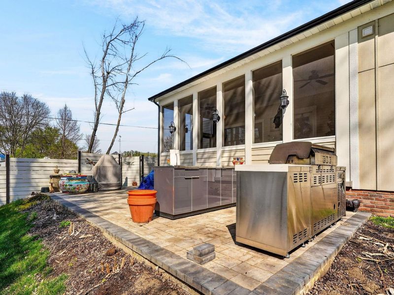 36 N Clinton Street, Canal Winchester, OH 43110 Photo 61