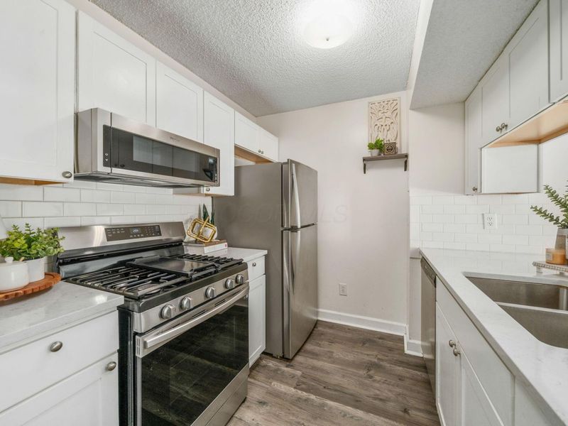 5395 Hostas Lane , Unit 7C, Columbus, OH 43235 Photo 2