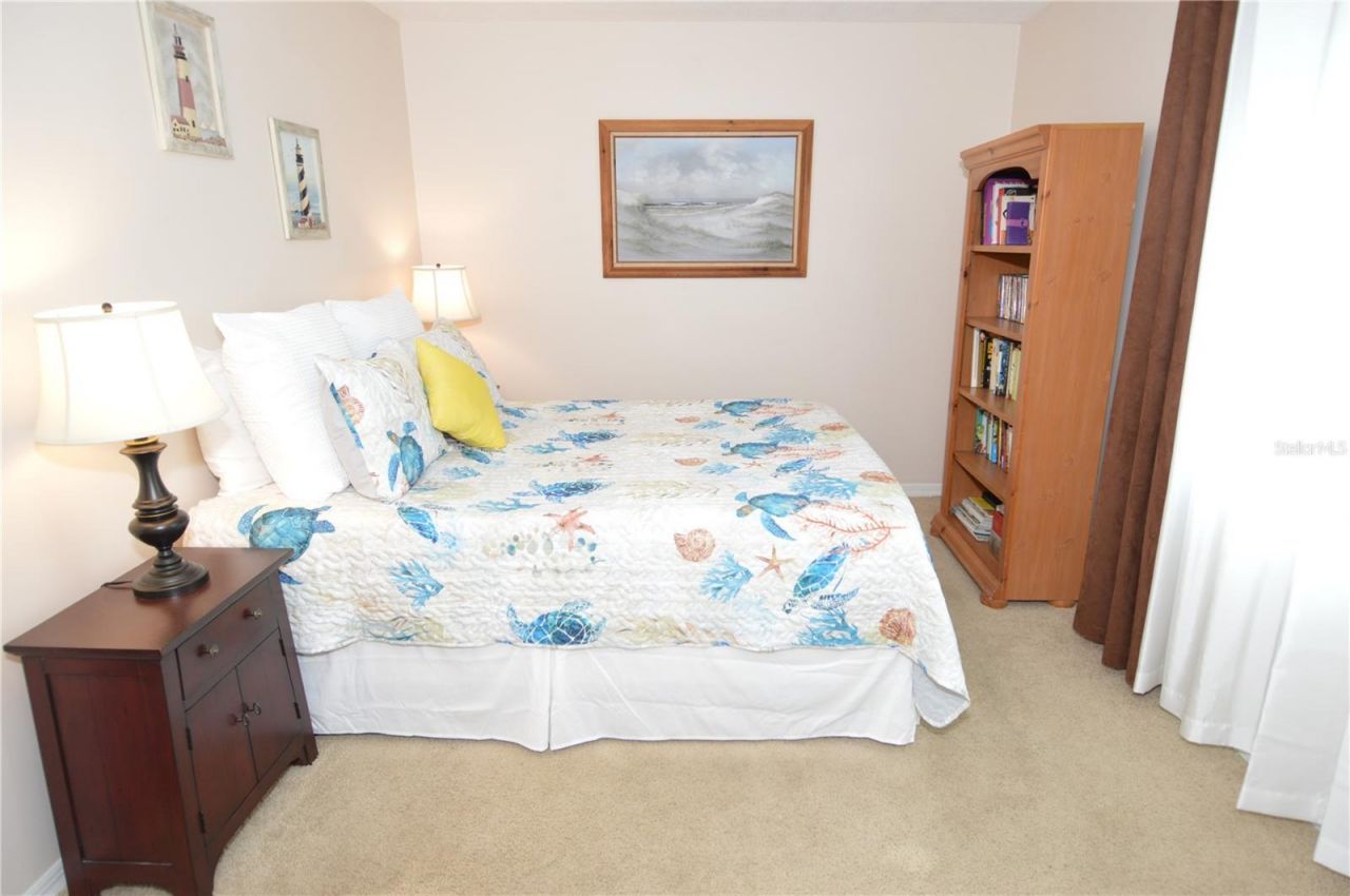 213 Seahorse Drive Se, Unit B, Saint Petersburg, FL 33705 Photo