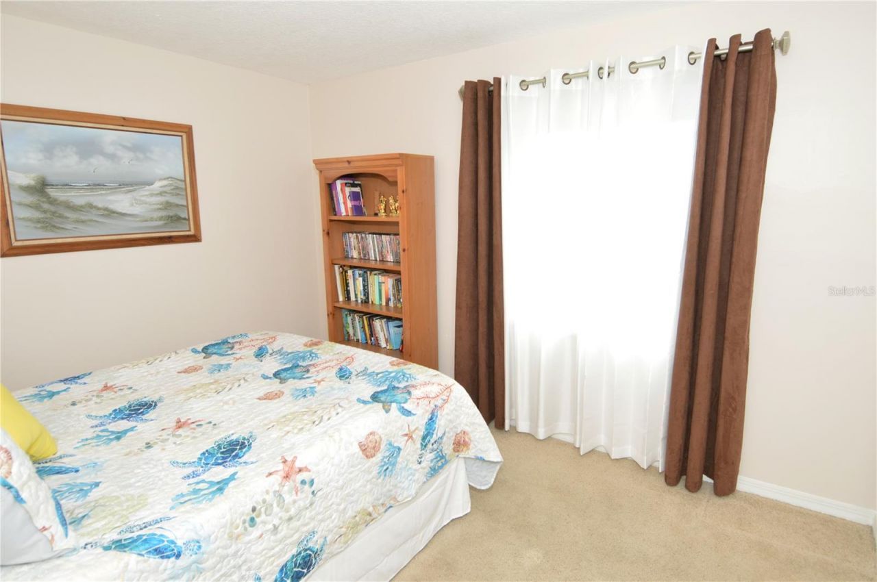 213 Seahorse Drive Se, Unit B, Saint Petersburg, FL 33705 Photo