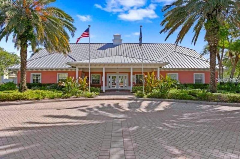 213 Seahorse Drive Se, Unit B, Saint Petersburg, FL 33705 Photo