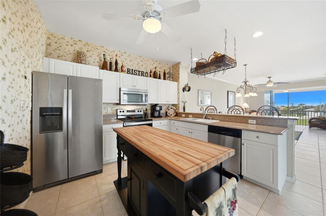 2002 Bal Harbor Boulevard, Unit 1822, Punta Gorda, FL 33950 Photo