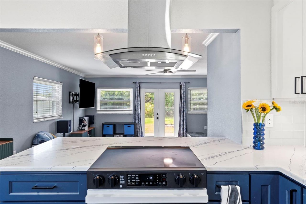824 61st Avenue Ne, Saint Petersburg, FL 33703 Photo