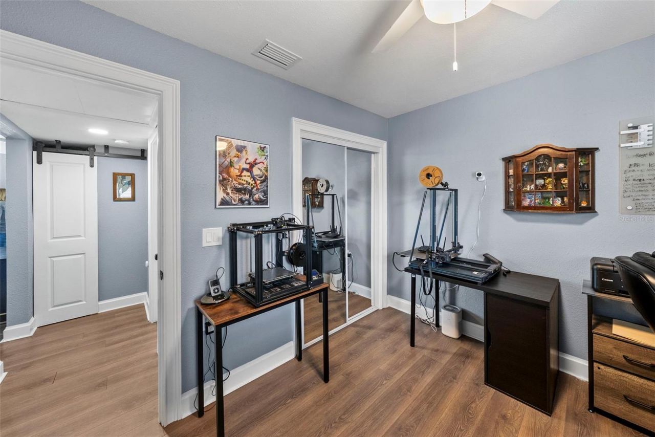 824 61st Avenue Ne, Saint Petersburg, FL 33703 Photo