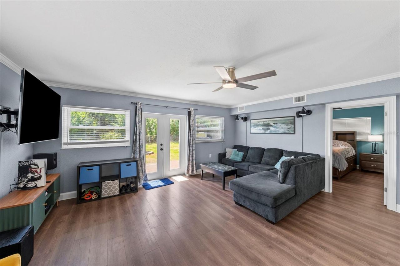 824 61st Avenue Ne, Saint Petersburg, FL 33703 Photo