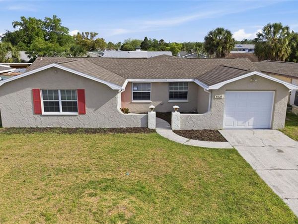6225 WESTPORT DRIVE , PORT RICHEY, FL 34668