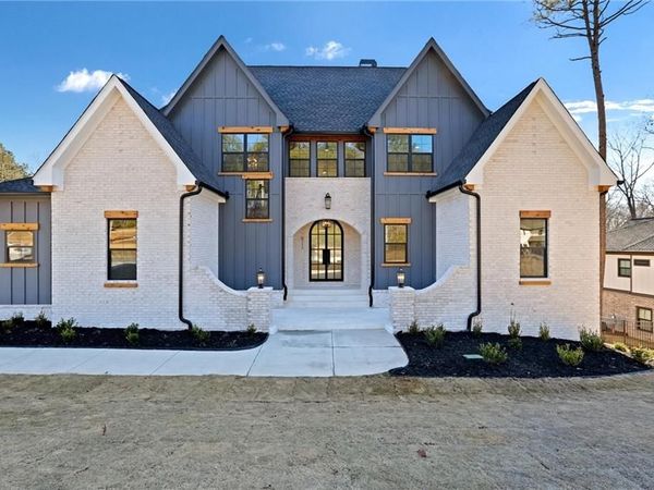 6113 Deepwater Cove, Gainesville, GA 30506