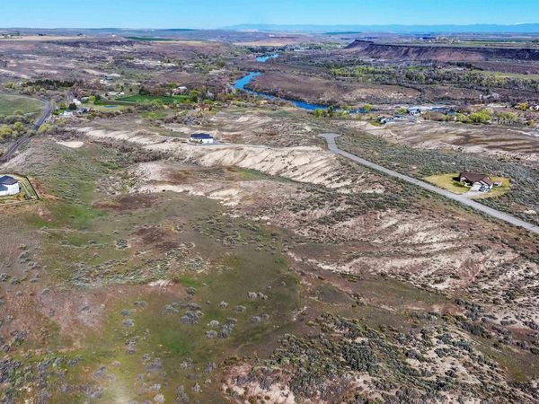 4532 N 1250 E, Buhl, ID 83316