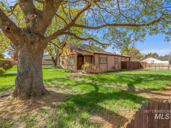 2201 S Hervey St, Boise, ID 83705