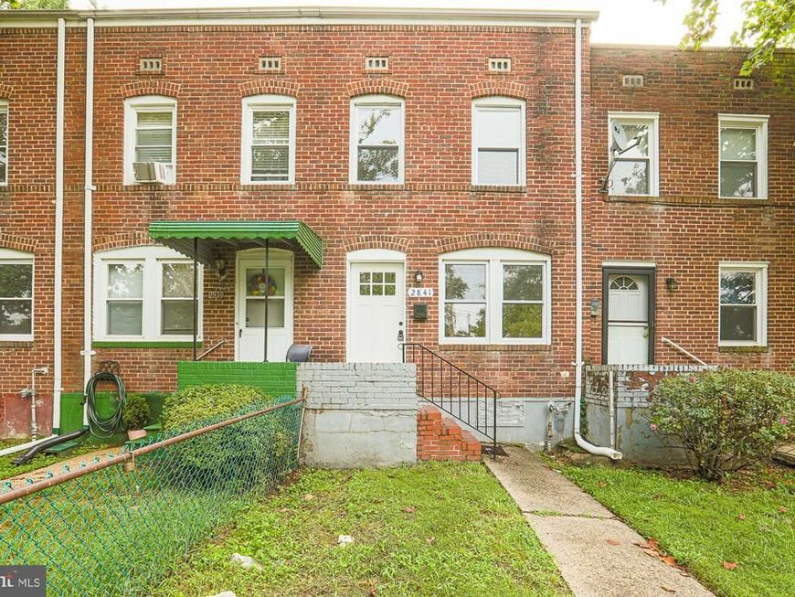 2841 Round Road, Baltimore, MD 21225 Main Photo