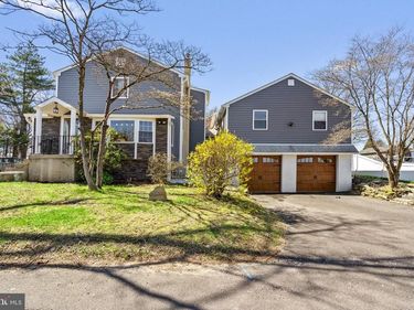 4564 OAK AVENUE, FEASTERVILLE TREVOSE, PA 19053