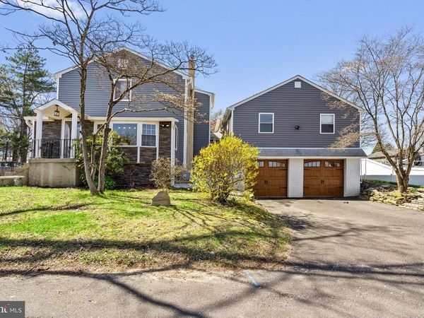 4564 OAK AVENUE, FEASTERVILLE TREVOSE, PA 19053