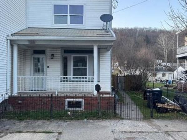 204 E B STREET , GIRARDVILLE, PA 17935