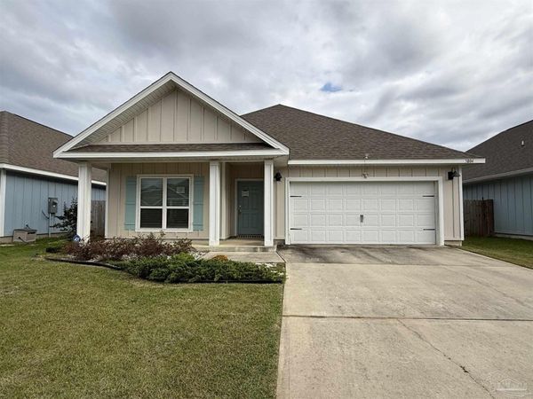 5804 Danbury Blvd, Pace, FL 32571