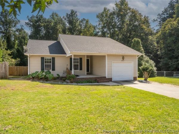 2912 Iveystone Court, Fayetteville, NC 28301