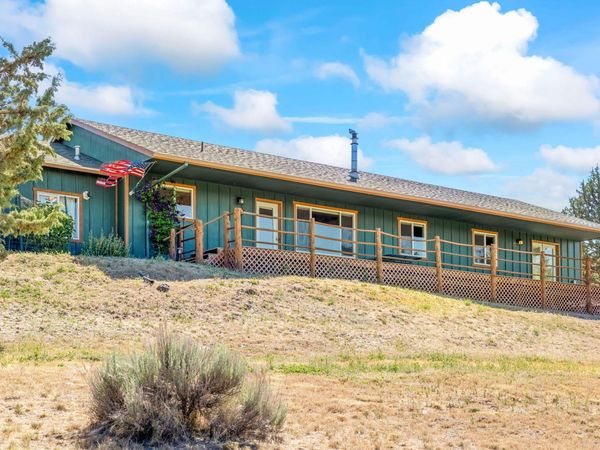 6997 SE Scenic Drive, Prineville, OR 97754