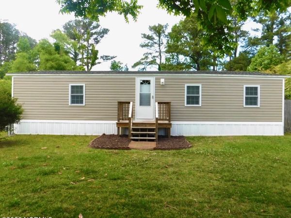 112 Longleaf Drive, Newport, NC 28570