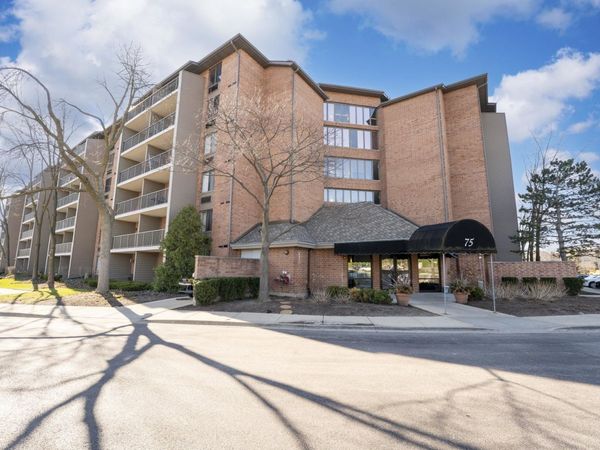 75 Kristin Circle , Unit 509, Schaumburg, IL 60195