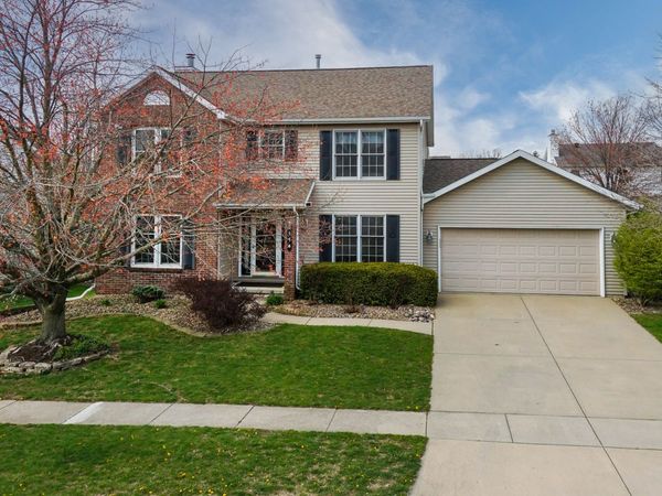 3114 Providence Drive, Bloomington, IL 61704