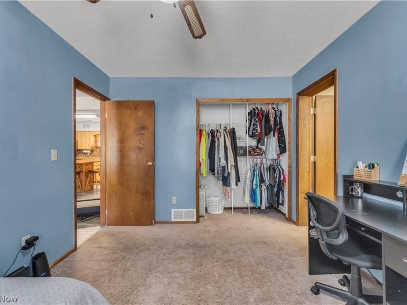 15064 W River Road, Columbia Station, OH 44028 Photo 10