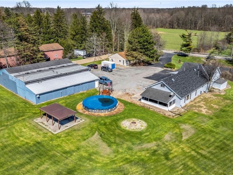 15064 W River Road, Columbia Station, OH 44028 Photo 4