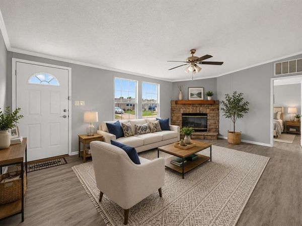 951 Lariat Lane, Mansfield, TX 76063