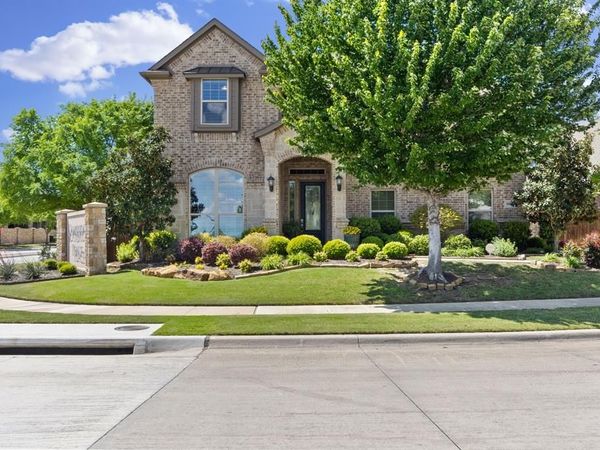 5901 Richmond Drive, North Richland Hills, TX 76180