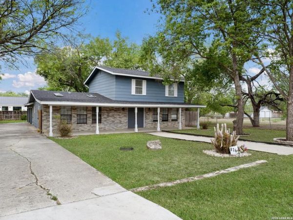 8265 UTOPIA BLVD, Selma, TX 78154