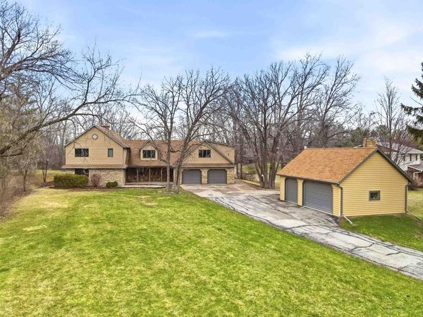 4431 SWALLOW BANKS LANE, Oshkosh, WI 54904