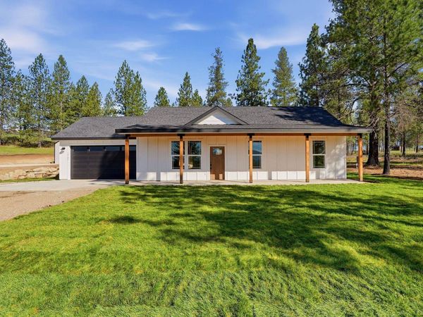 14589 E Oregon Rd, Elk, WA 99009