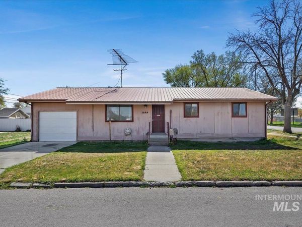 1229 Birch, Buhl, ID 83316