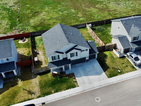 895 SW Miner St, Mountain Home, ID 83647