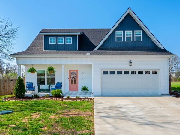 4426 Adoree Dr , Murfreesboro, TN 37130