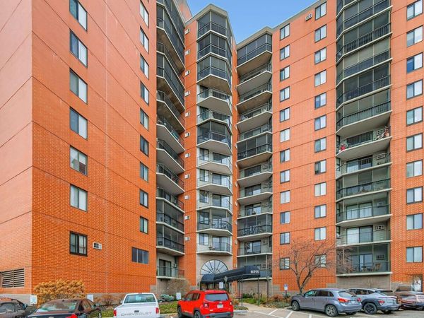 6500 Woodlake Drive , Unit 401, Richfield, MN 55423