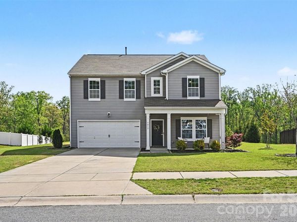 7015 Founders Way , Harrisburg, NC 28075