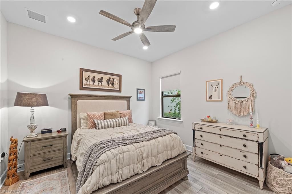 9607 Everglades Dr, Naples, FL 34120 Photo