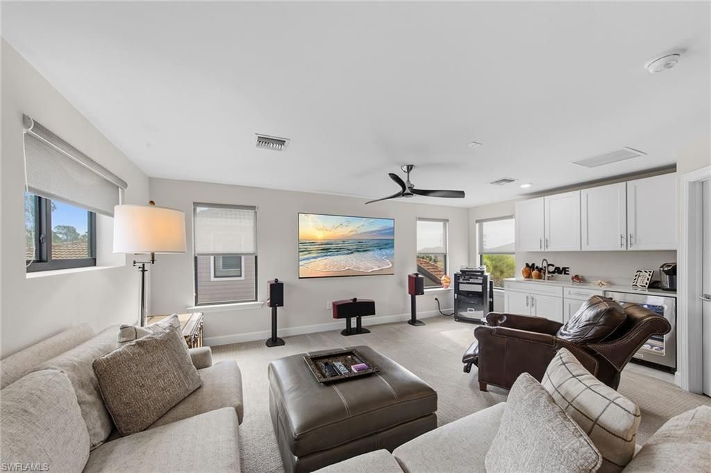 9607 Everglades Dr, Naples, FL 34120 Photo