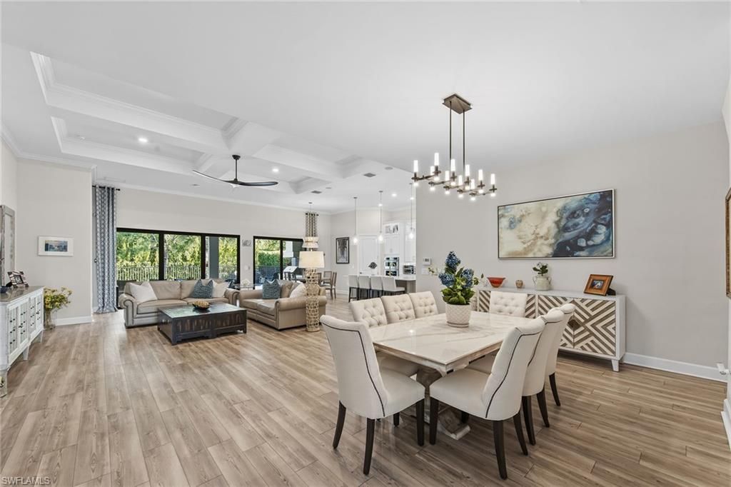 9607 Everglades Dr, Naples, FL 34120 Photo