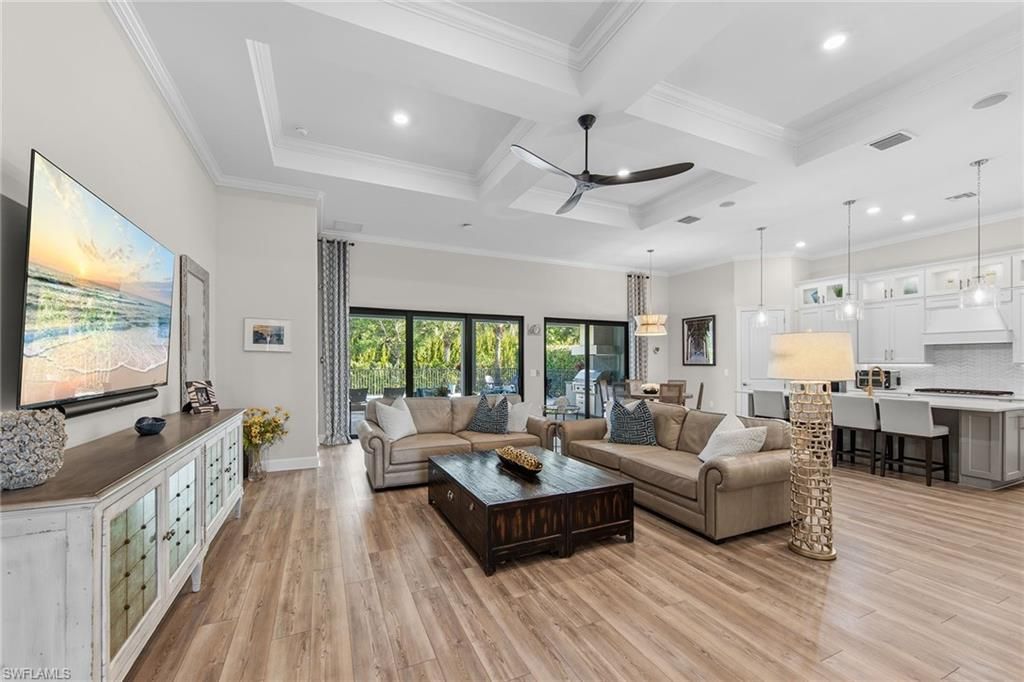 9607 Everglades Dr, Naples, FL 34120 Photo